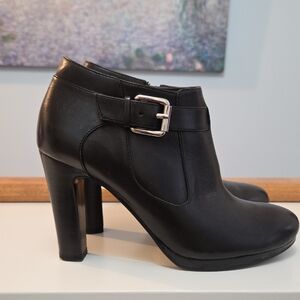 Lauren Ralph Lauren Black Leather Heeled Boots